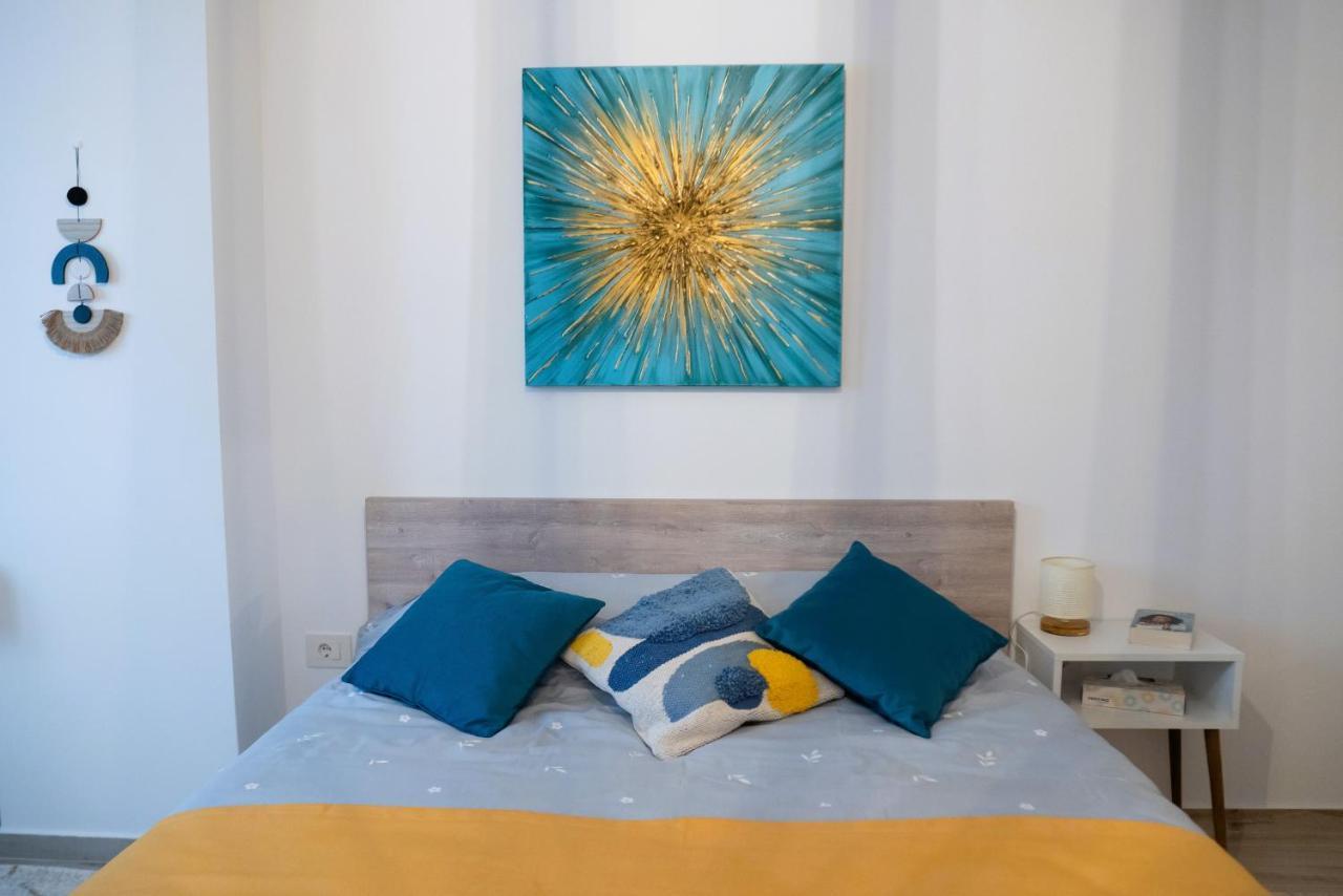 'Just Like Home' Apartment - With Private Parking Place Galaţi Exterior foto